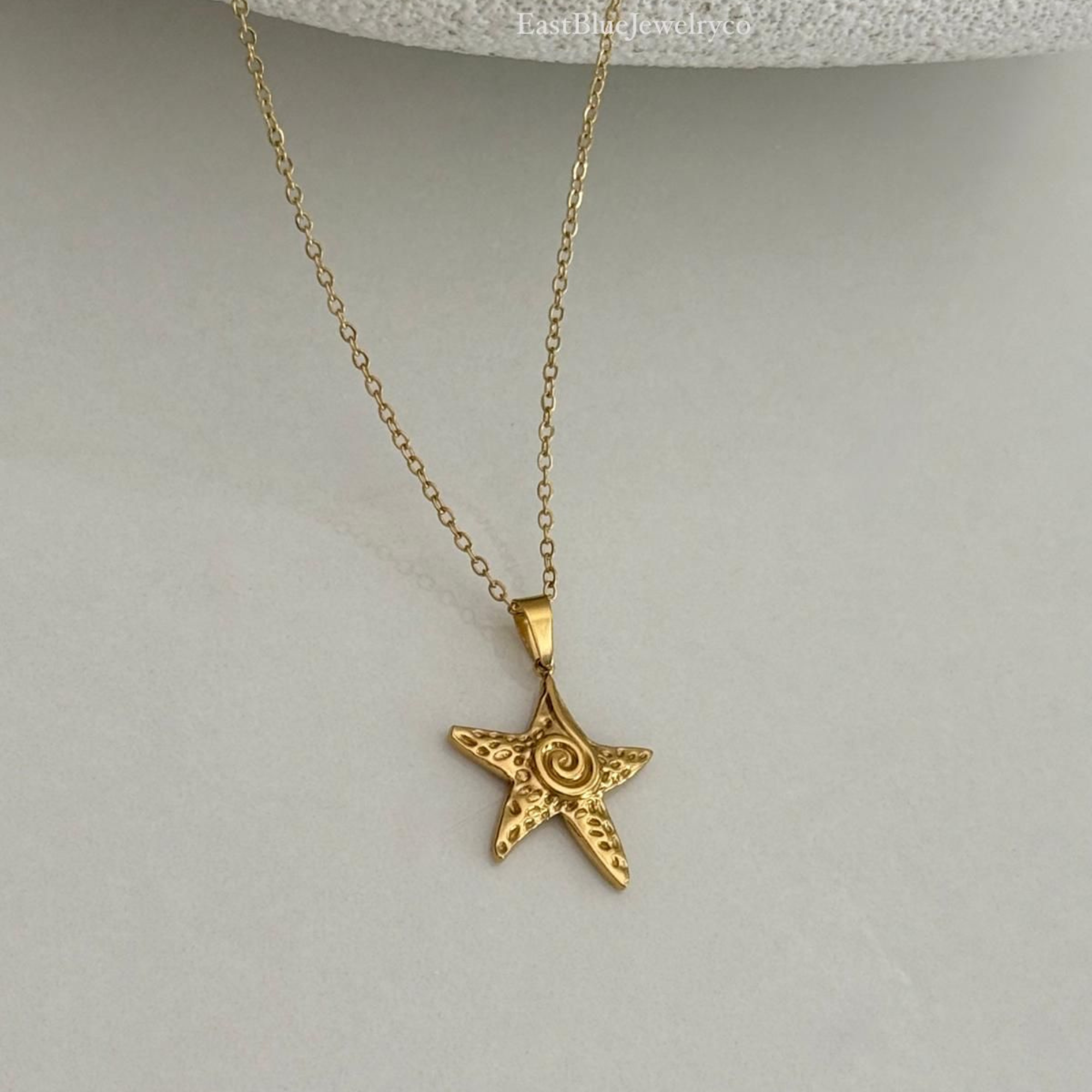 Dainty Gold Necklaces