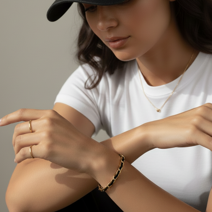 Minimalist Gold Black Link Bracelet | Waterproof Jewelry